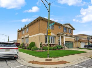 4700 N Chester Ave, Chicago, IL 60656