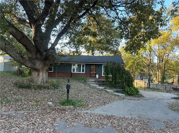 4214 N Quincy Ave, Kansas City, MO 64117