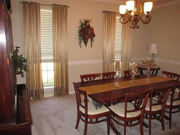 4th image of 5640 Kathy Ln