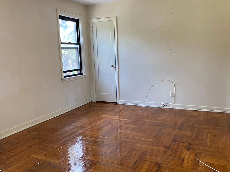 2nd image of 445 Prospect St #39