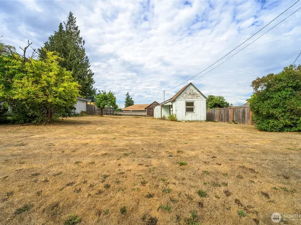 1214 14th Street, Anacortes, WA 98221