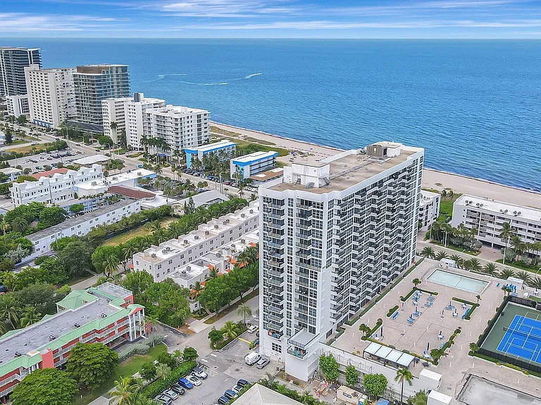 531 N Ocean Blvd #805 — Photo 22