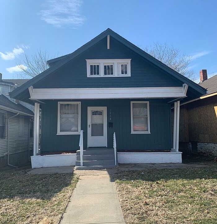 1st image of 2808 Monroe Ave