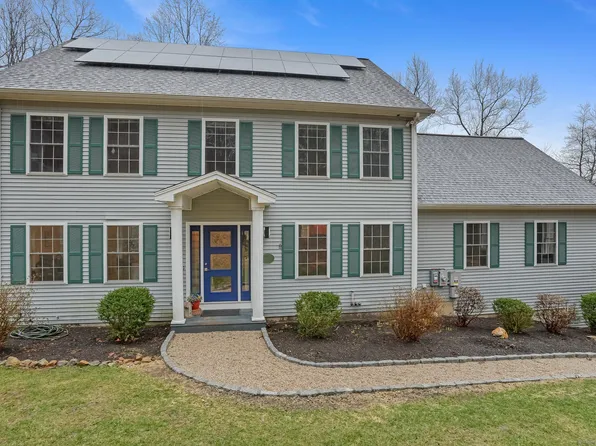 188 Falls Road, Bethany, CT 06524