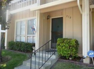 210 Richmond Park Pl, Chula Vista, CA 91910
