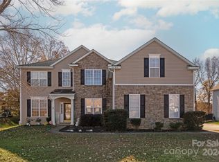 4805 Sandtyn Dr, Waxhaw, NC 28173