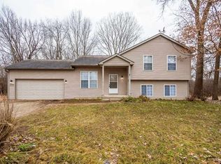 372 Chaz Lndg, Michigan Center, MI 49254