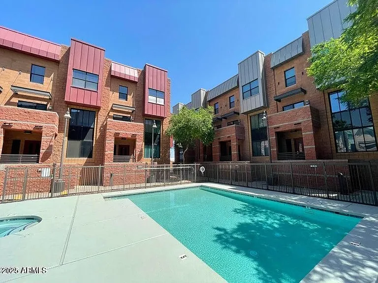330 S Farmer Ave #114 — Photo 1