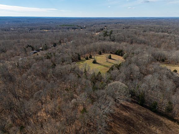 2nd image of 2287 Butcher Ridge Rd