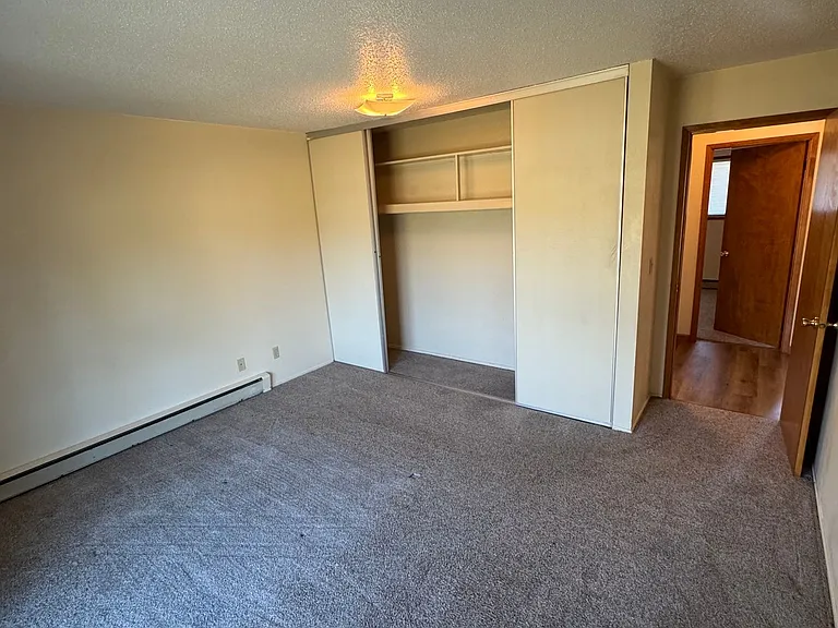 Michelbook Apartments — Photo 13