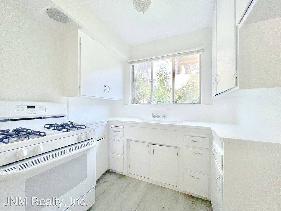 1st image of 3950 W 5th St #3
