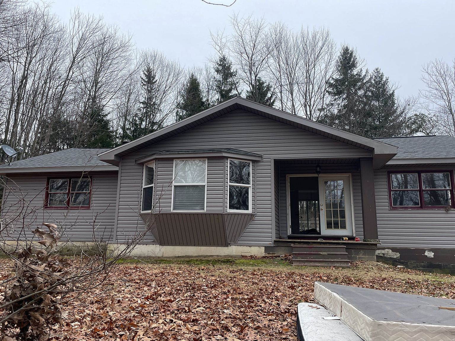 671 Park Rd, Beaver Falls, PA 15010 Zillow