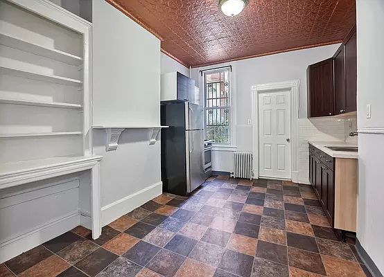 2nd image of 229 16th St APT 1