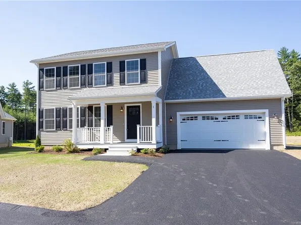 1 Boyd Brook Cir, Coventry, RI 02816