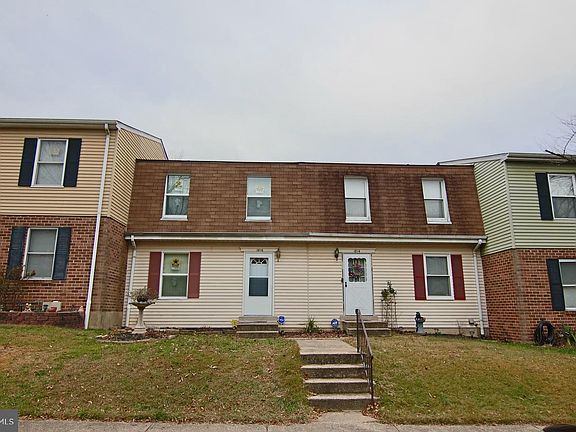 2nd image of 1816 Oriole Ct