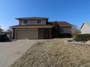 804 Buckboard Blvd, Papillion, NE 68046