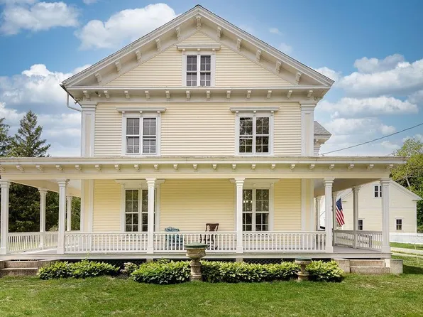 299 Davisville Rd, North Kingstown, RI 02852