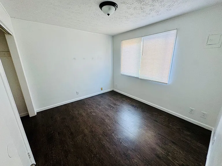4320 Ridge Rd — Photo 20