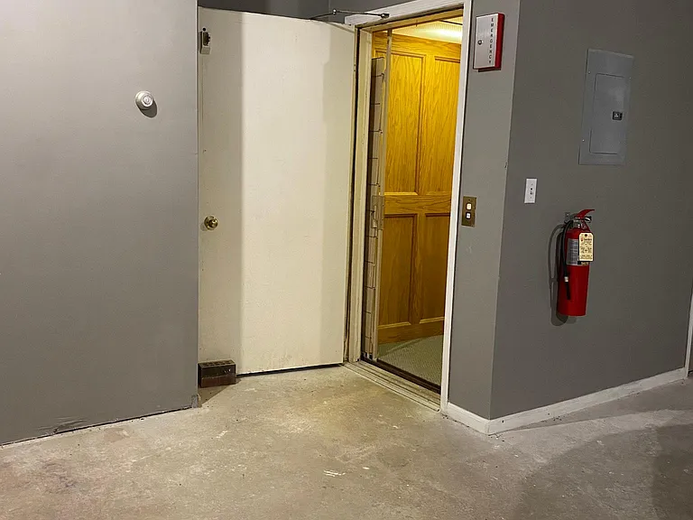 311 3rd St S #3 — Photo 32