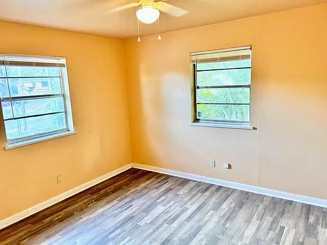4205 N Locust St — Photo 7