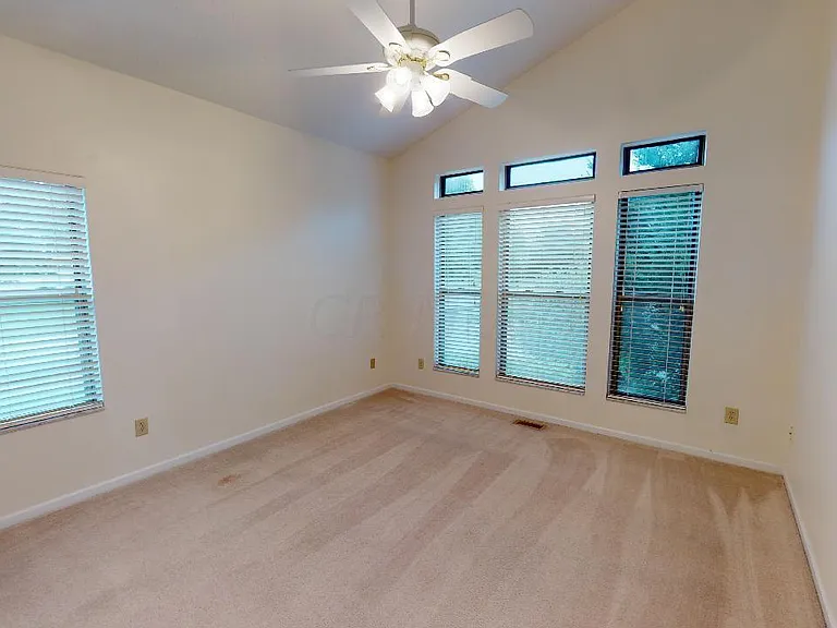 6498 Ringsend Ct — Photo 15