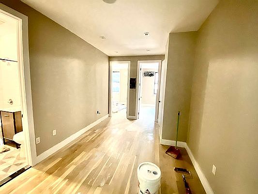 5th image of 93 Clay St #1R