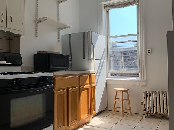 3rd image of 25-39 36th St #2R
