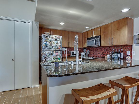 5th image of 1209 N Harvey Ave APT 102
