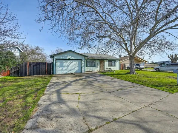 4372 Evelyn Dr, Olivehurst, CA 95961