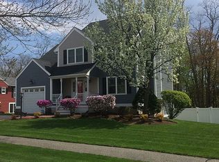 9 Pear Tree Rd, Haverhill, MA 01830