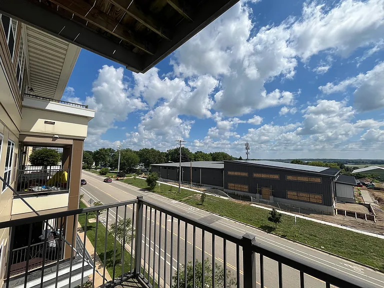 Granite Ridge Apartments — Photo 13
