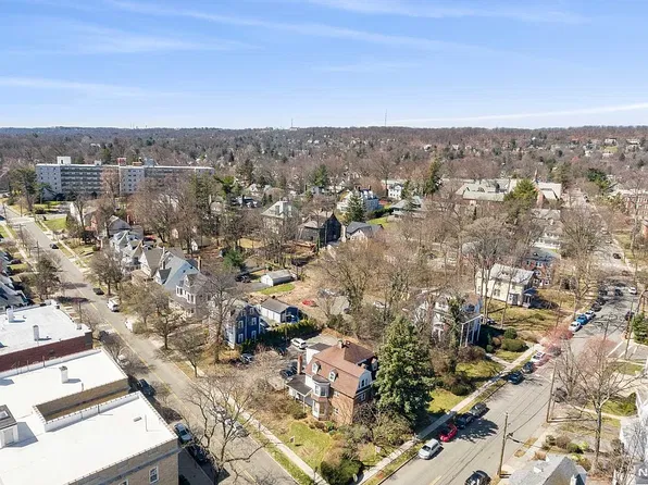 28 Union St APT 9, Montclair, NJ 07042