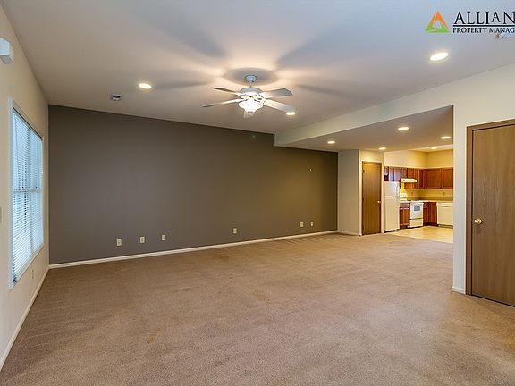 4th image of 801-07 Bluemont Ave #807