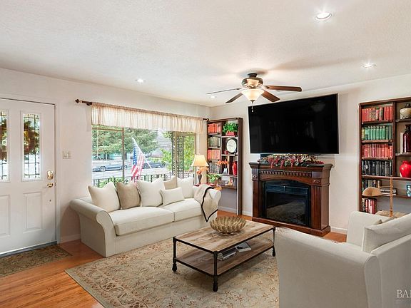 4th image of 1105 Republic Avenue