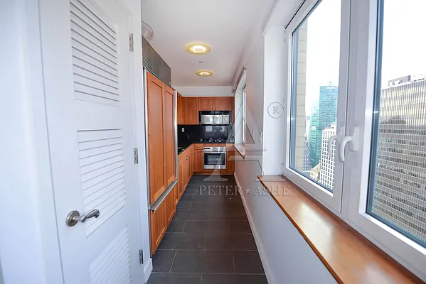 Rented by Peter Ashe | media 45