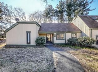 508 Heritage Vlg #A, Southbury, CT 06488