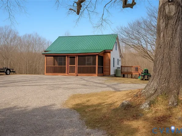 373 Chinquapin Rd, Prospect, VA 23960