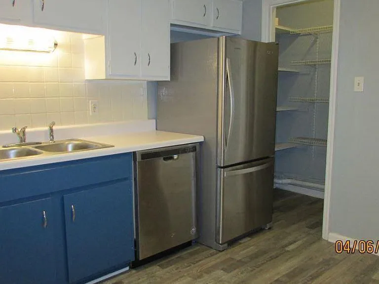 1625 Woodrow Dr #401 — Photo 5