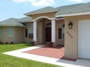 3084 SW Circle St, Port Saint Lucie, FL 34953