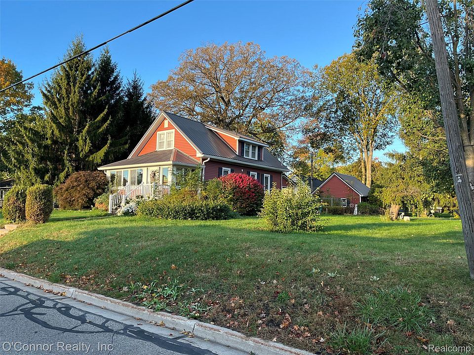 1504 S Riverside Ave, photo 2