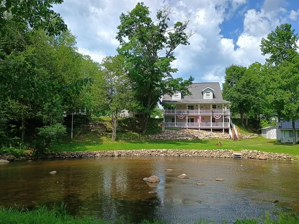 18512 Oxbow Dr, Barryton, MI 49305
