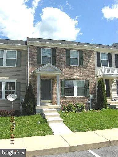 2nd image of 824 Marquette Dr