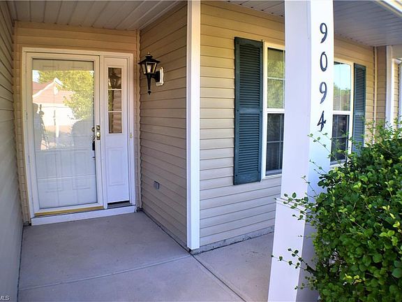 5th image of 9094 W Windsor Dr