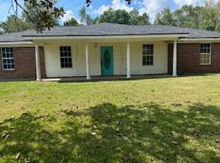 9 Sanderson Rd, Ellisville, MS 39437