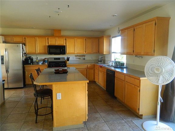 4th image of 18920 91st Avenue Ct E