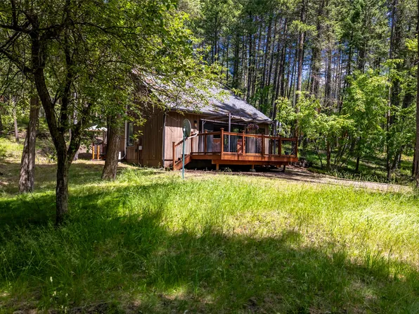 2282 Cedar Ln, Whitefish, MT 59937