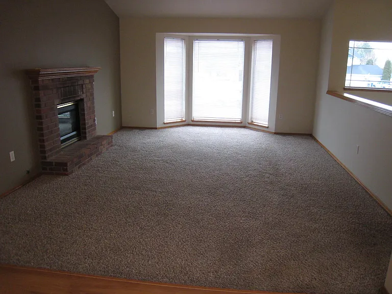 1010 S Newer Rd — Photo 3