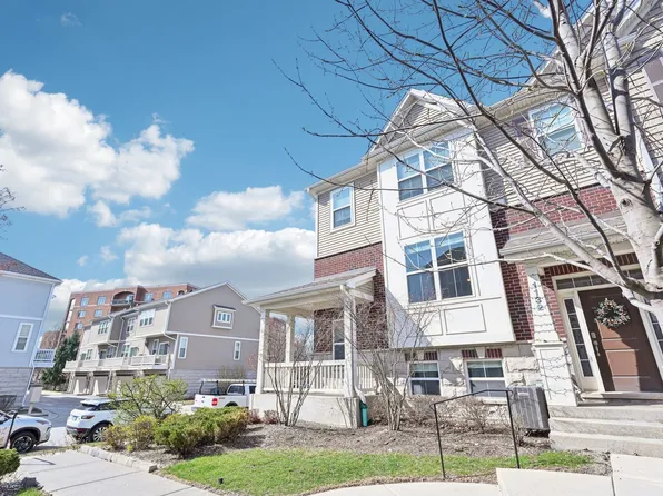 1130 Evergreen Ave, Des Plaines, IL 60016
