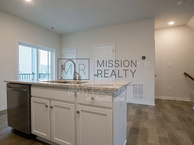4184 Park Trail Dr — Photo 11