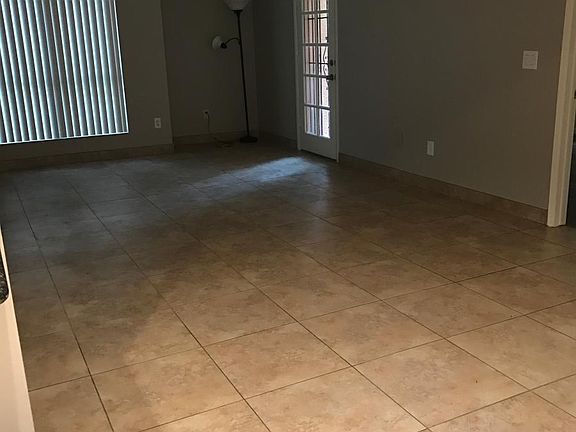 4th image of 3131 W Cochise Dr Unit 136